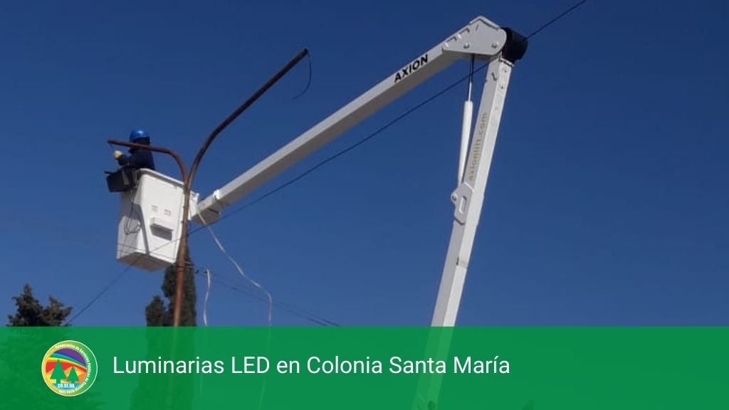 Luminarias LED en Colonia Santa María